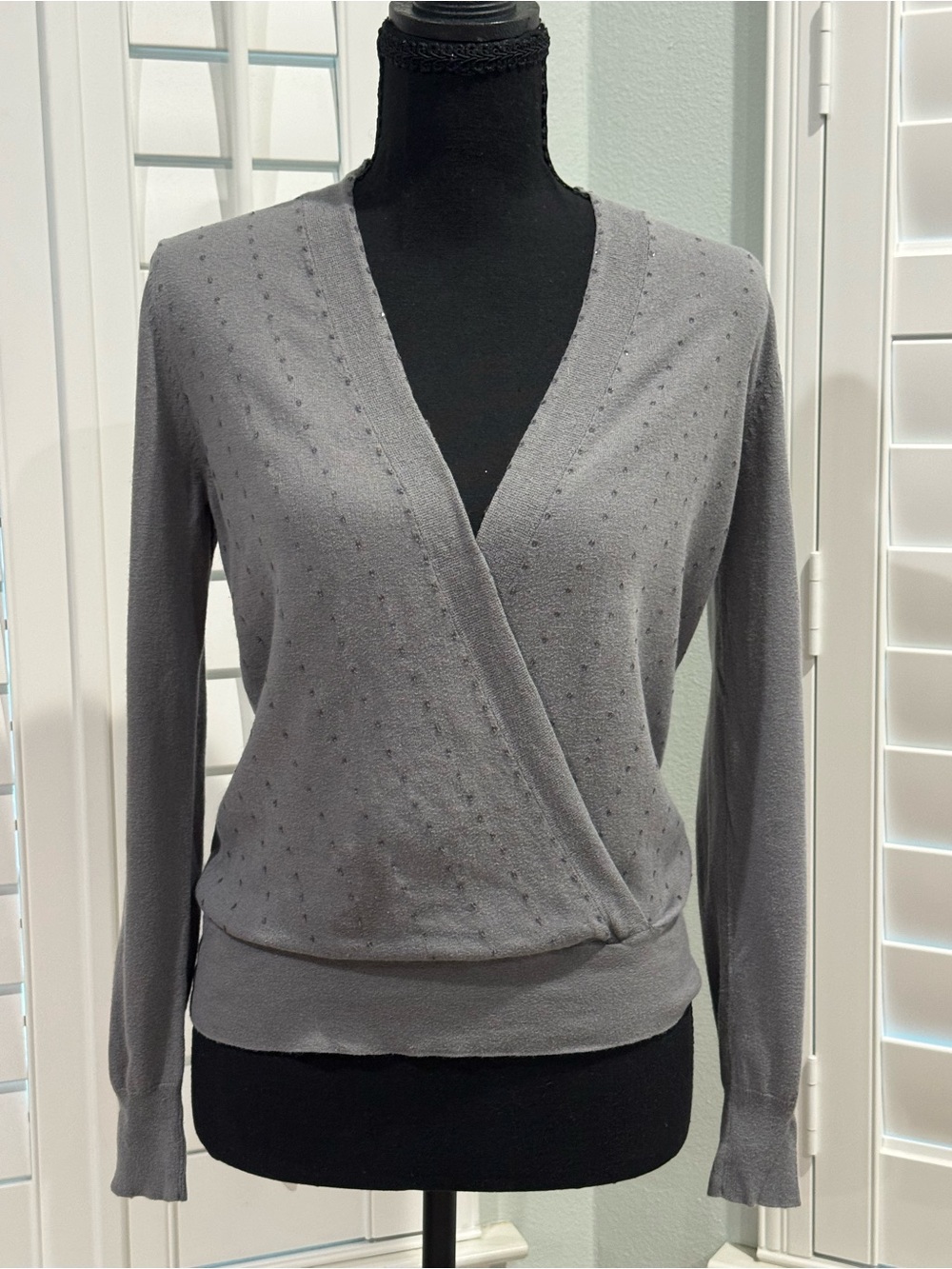 Vintage - The Limited Gray V-Neck Wrap Pullover Sweater